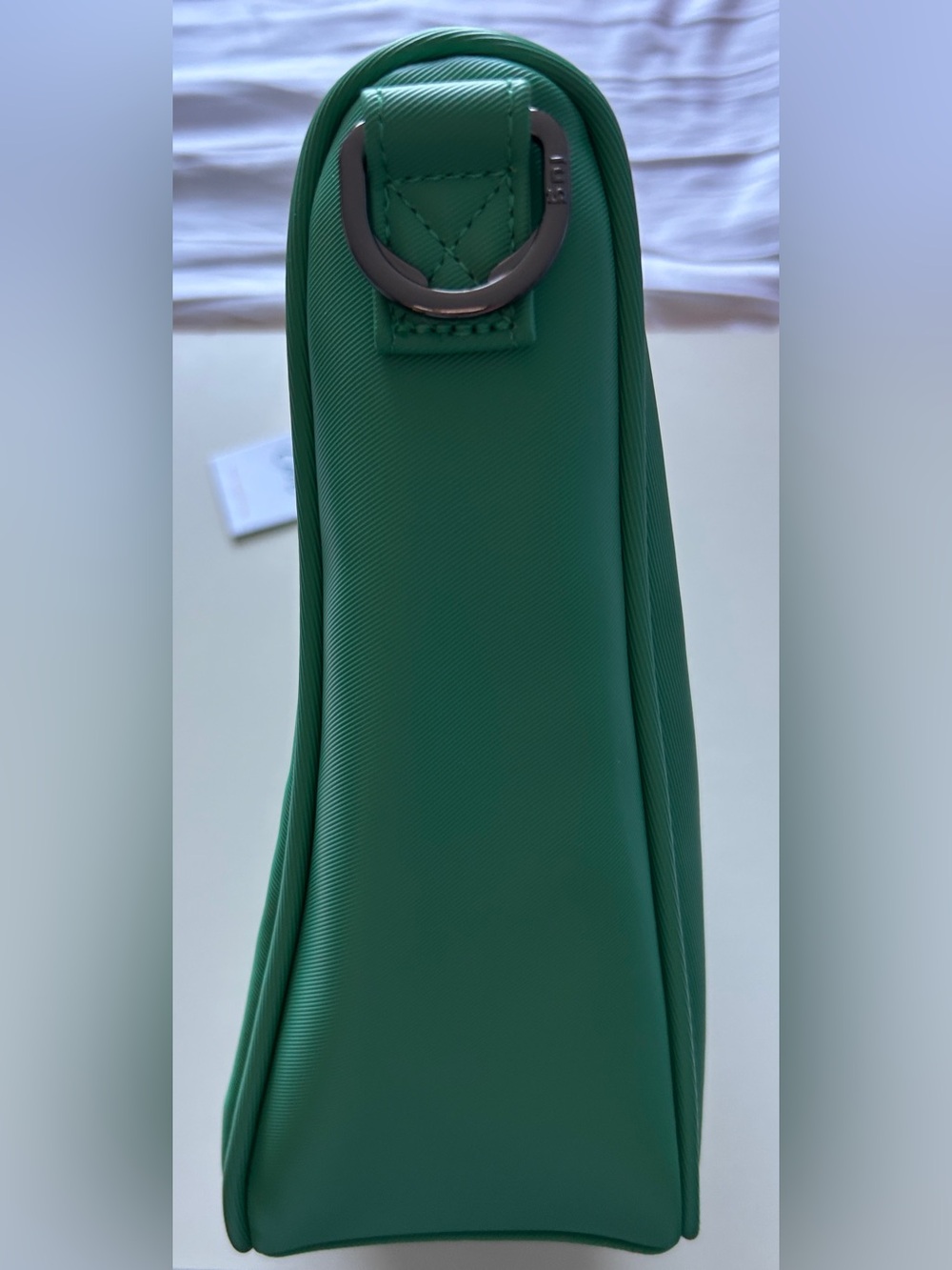 LUG QUEST SATIN LUXE CROSSBODY SPEARMINT NWT - Picture 4 of 8